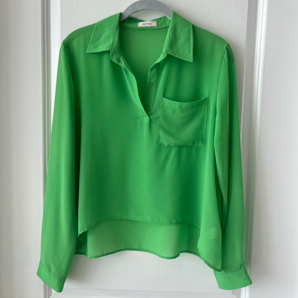 In Style Green Long Sleeve Blouse Women’s M